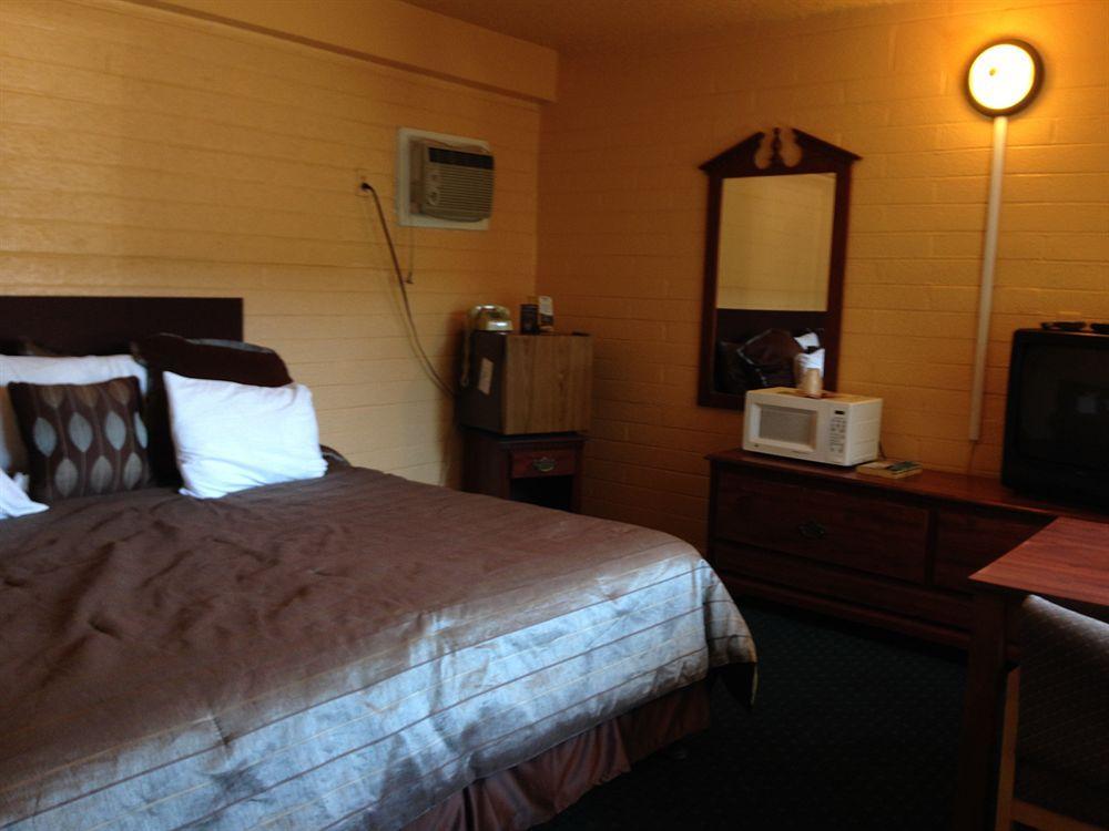 Travel Inn Flagstaff Exterior photo